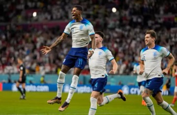 博鱼网站-两进球多纪录 这个能唱独角戏的配角把好戏都演了