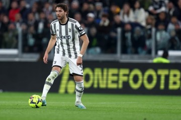 博鱼官网-当前合同至2028年6月，记者：尤文与洛卡特利的续约谈判正在进行